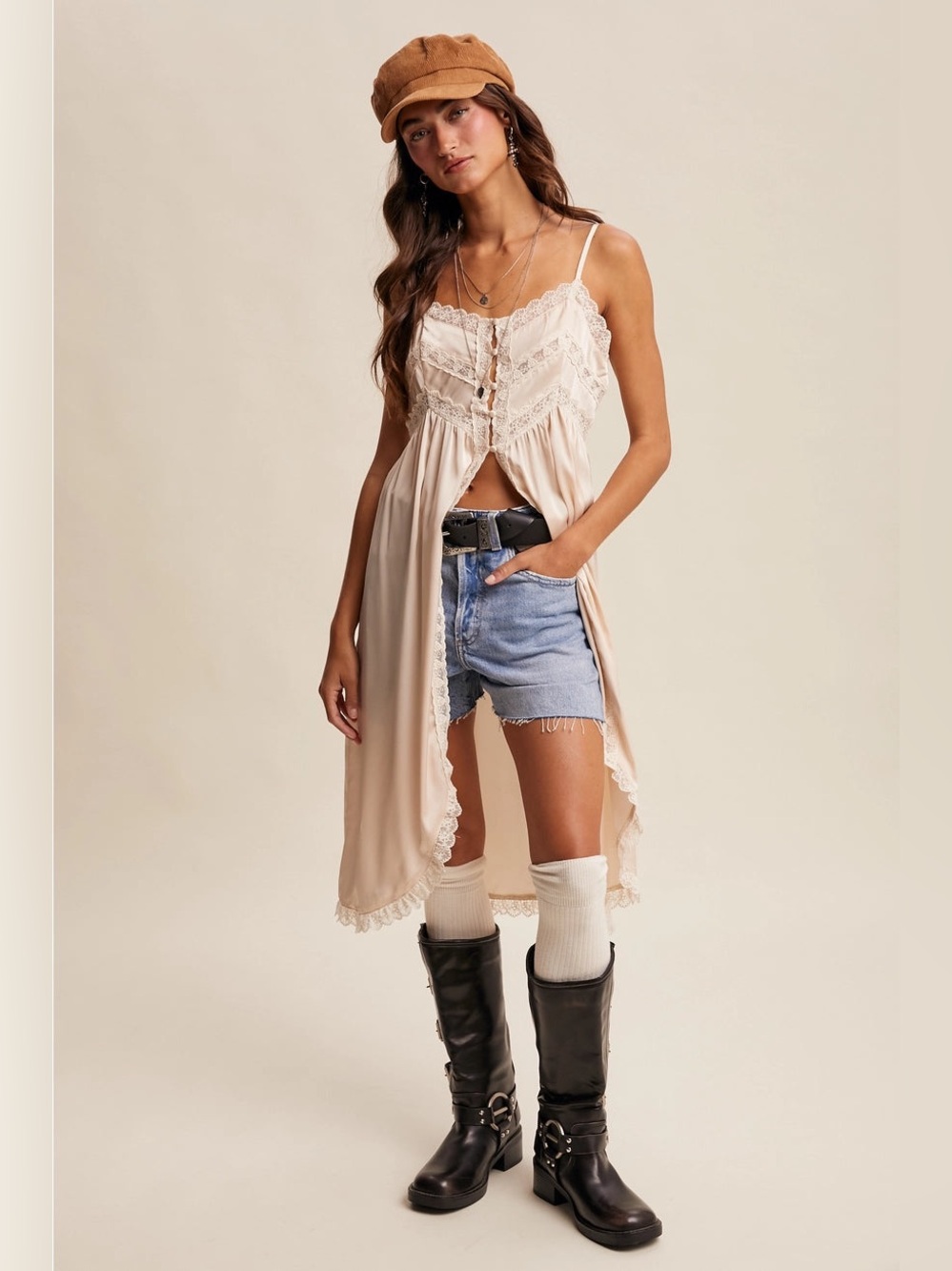 Listicle Beige Lace-Trim High-Slit Tank Top